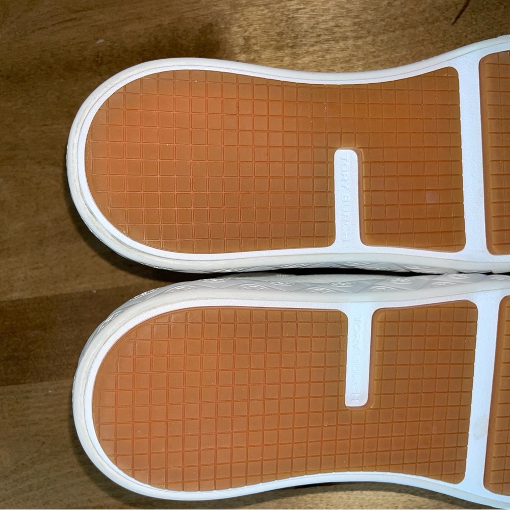 Tory Burch Ladybug Sneakers White and Tan Leather Like New! Size 7.5 M - Picture 12 of 14